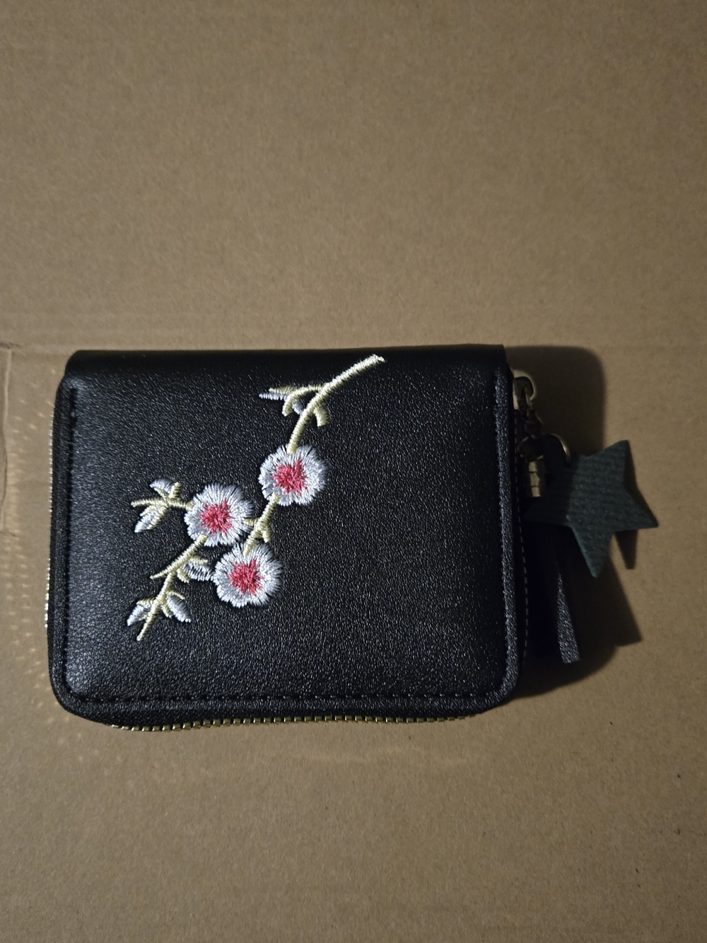 Black Floral Embroidered Zip Wallet